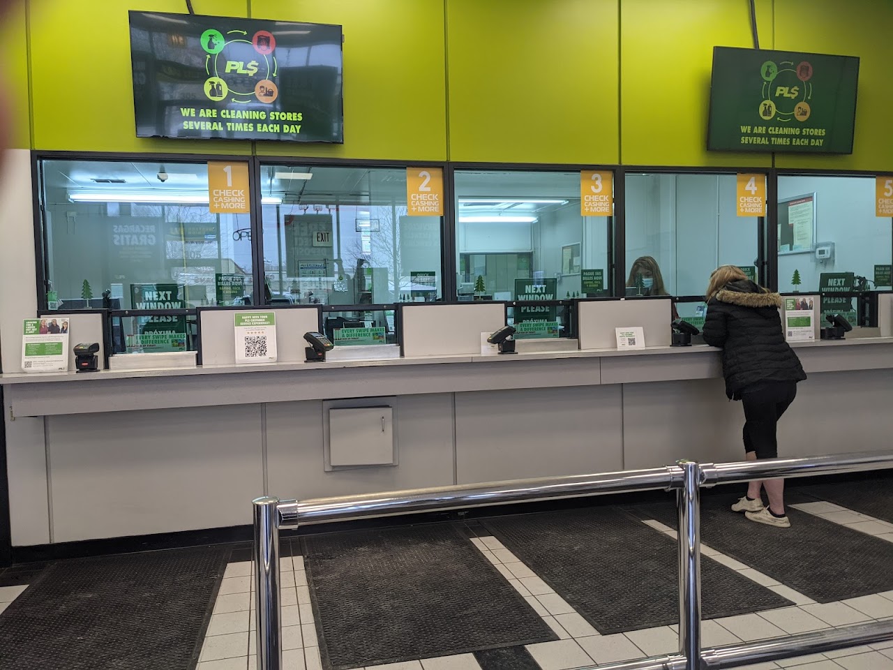 PLS Check Cashers - exterior - Aurora, Illinois