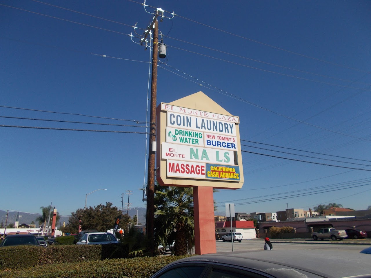 California Cash Advance - exterior - Los Angeles, California