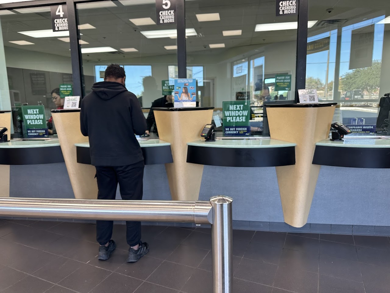 PLS Check Cashers - exterior - Dallas, Texas