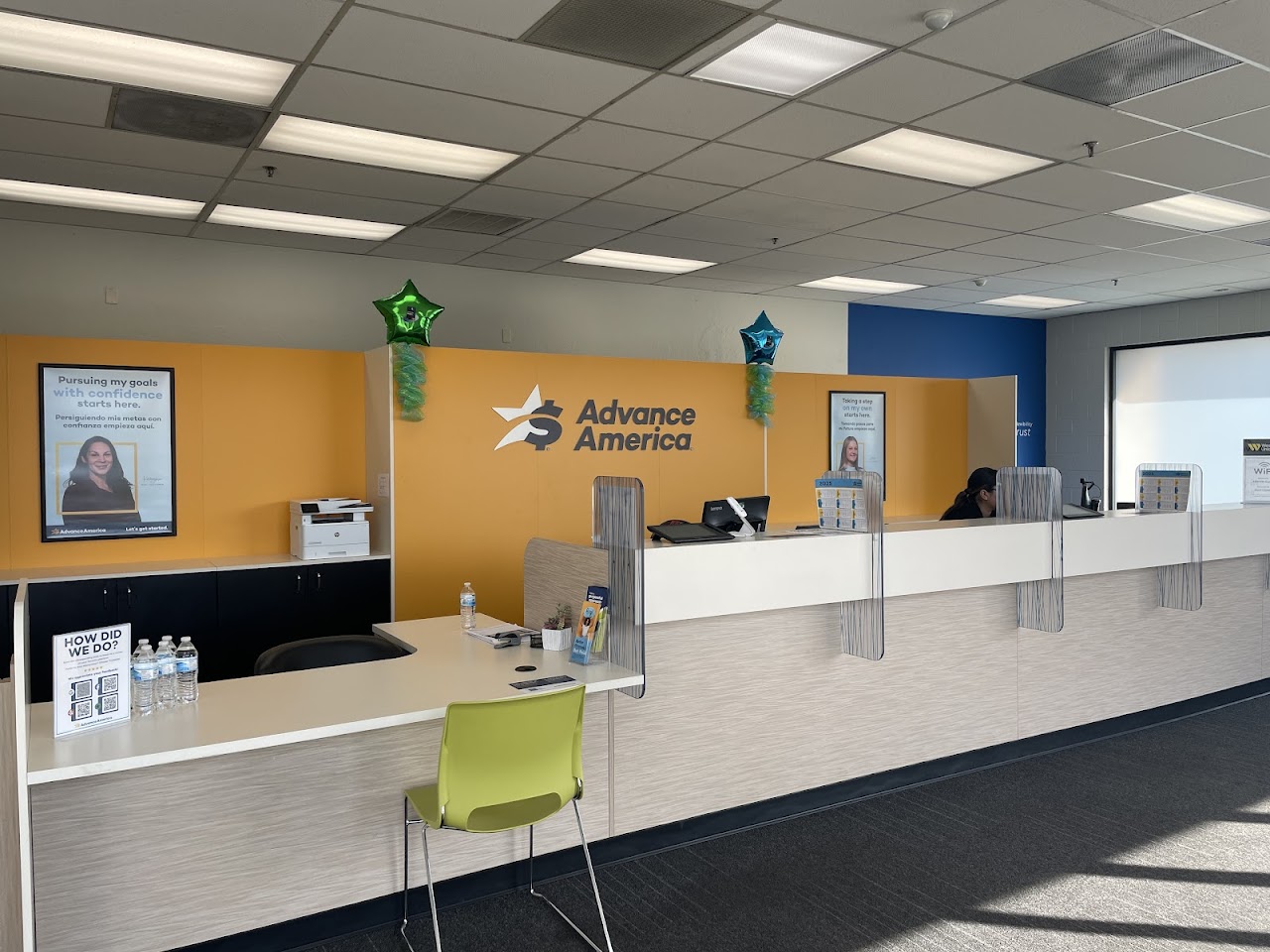 Advance America - exterior - Fresno, California