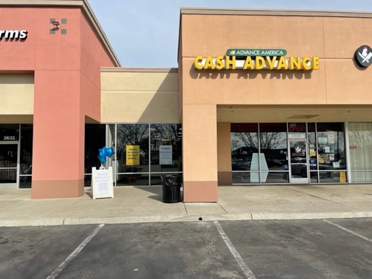Advance America - exterior - Fresno, California