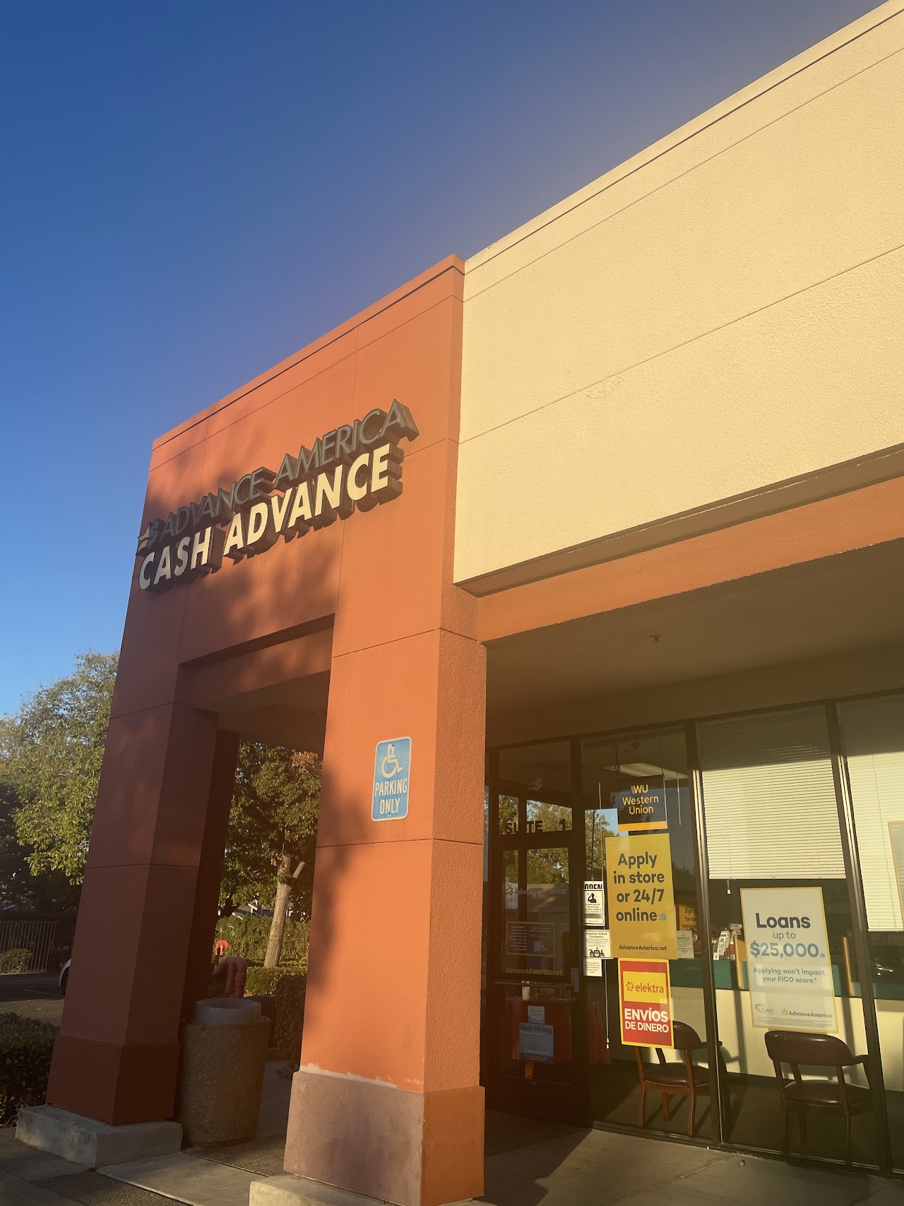 Advance America - exterior - Sacramento, California