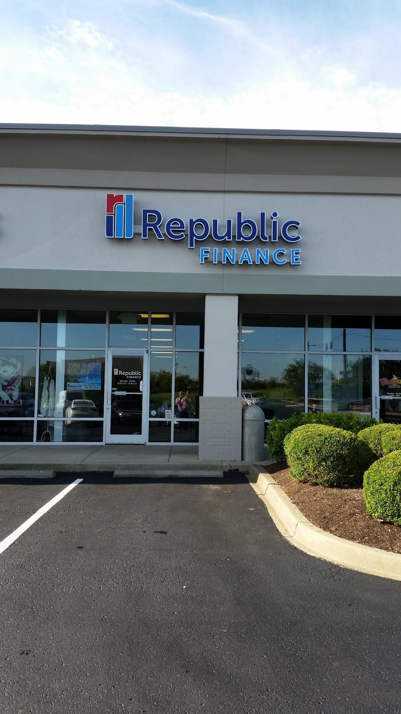 Republic Finance - exterior - Louisville, Kentucky
