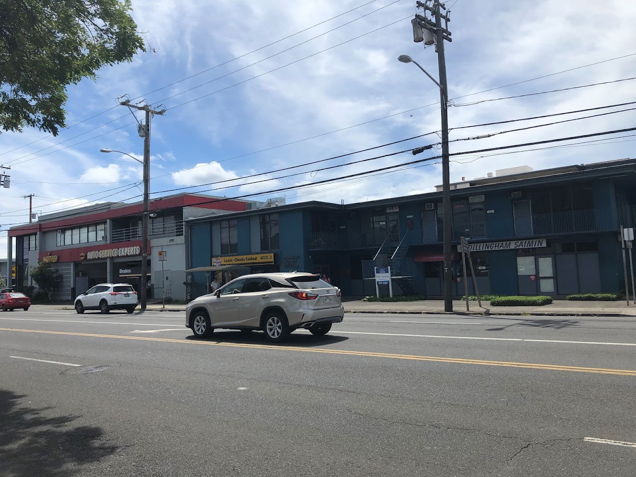 Money Mart - exterior - Waipahu, Hawaii