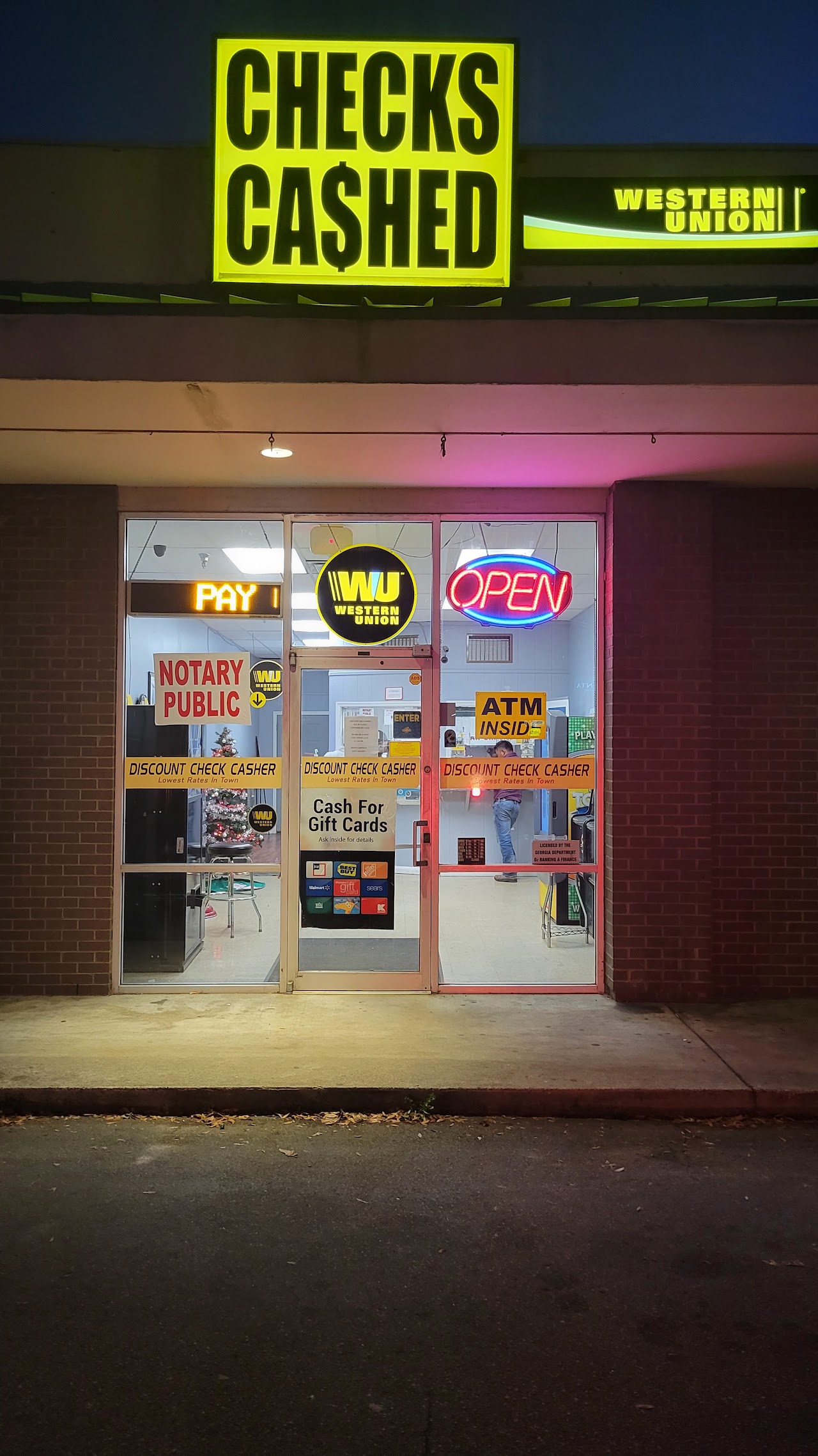 Discount Check Casher - exterior - Savannah, Georgia