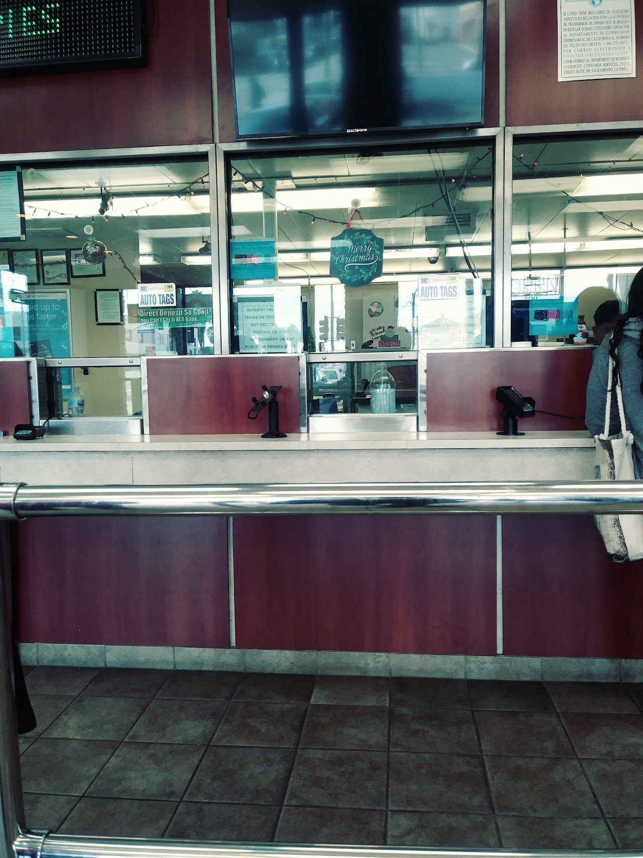 Continental Currency Services payday loans in Long Beach, California (CA)