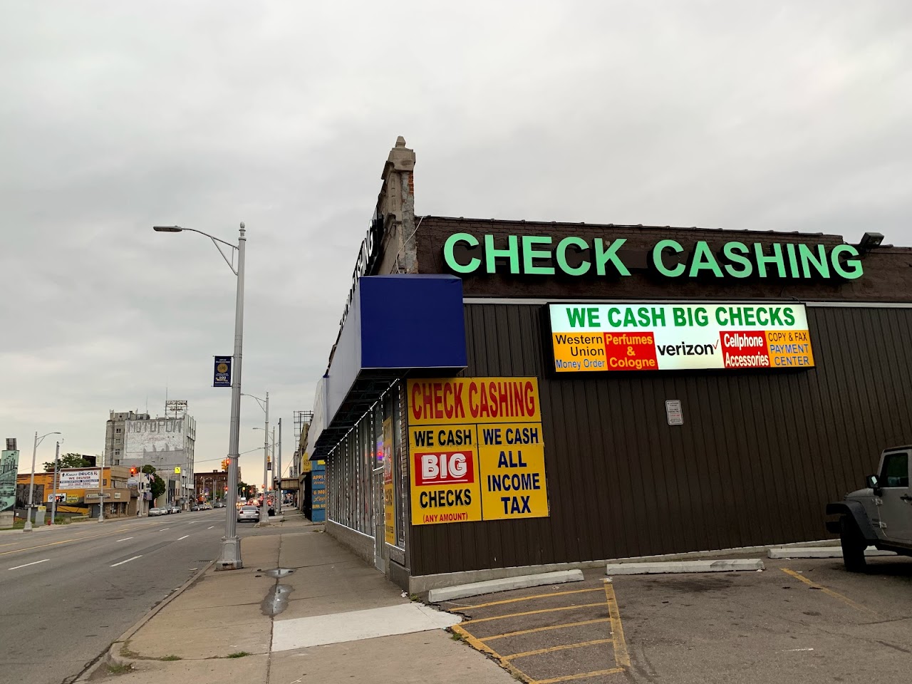 WE CASH BIG CHECKS - exterior - Detroit, Michigan