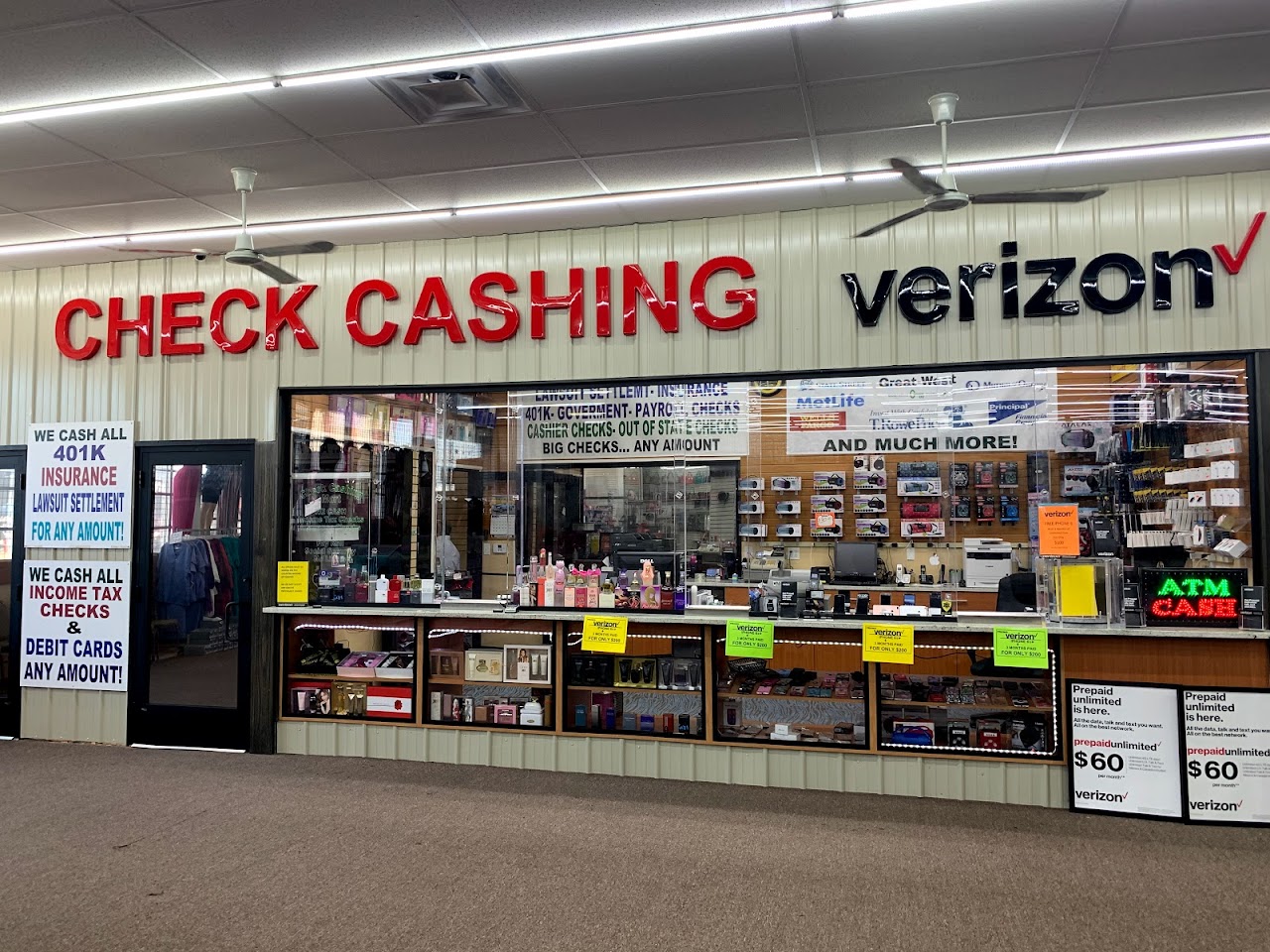 WE CASH BIG CHECKS - exterior - Detroit, Michigan