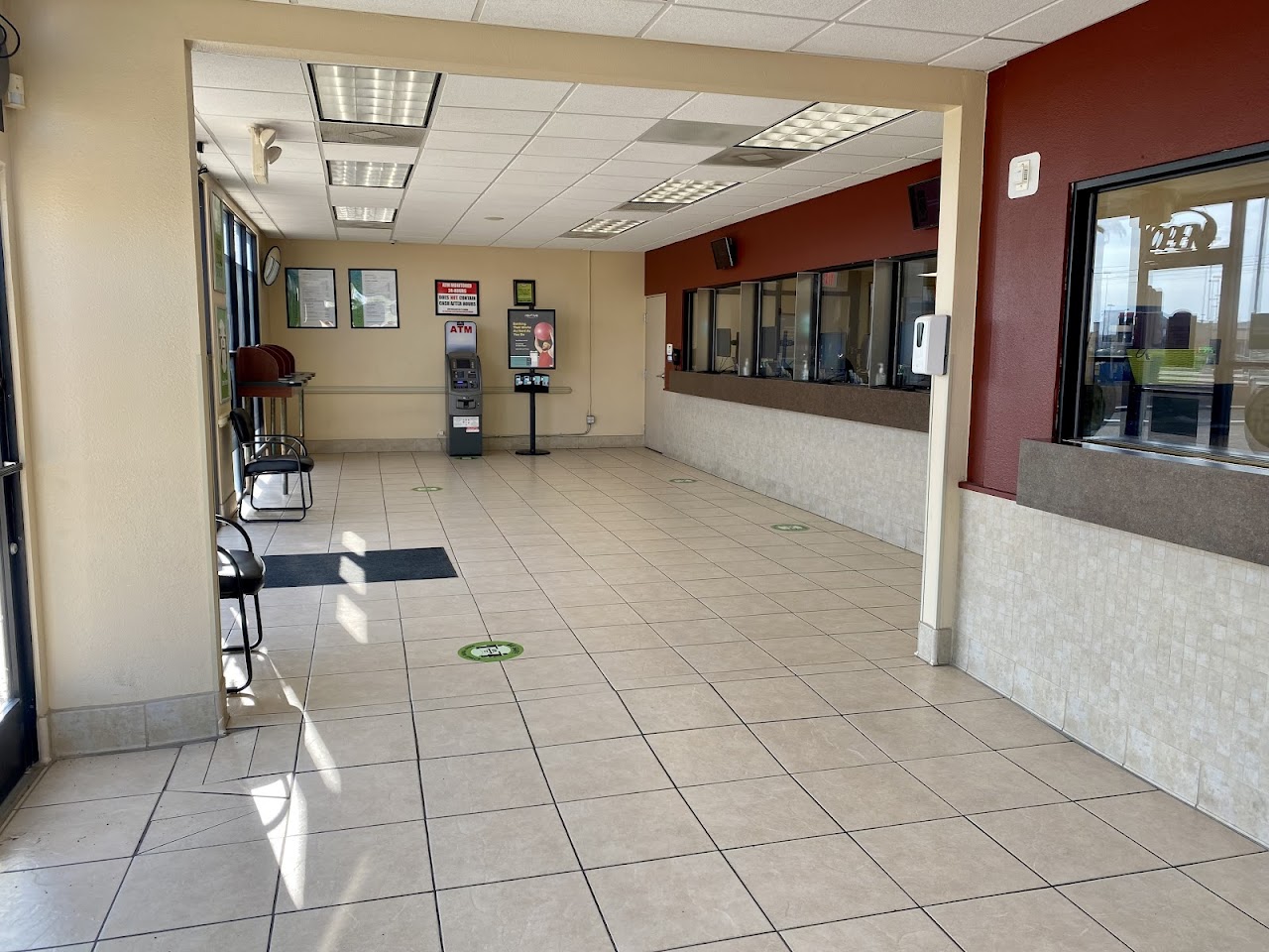 Speedy Cash - exterior - Mesa, Arizona
