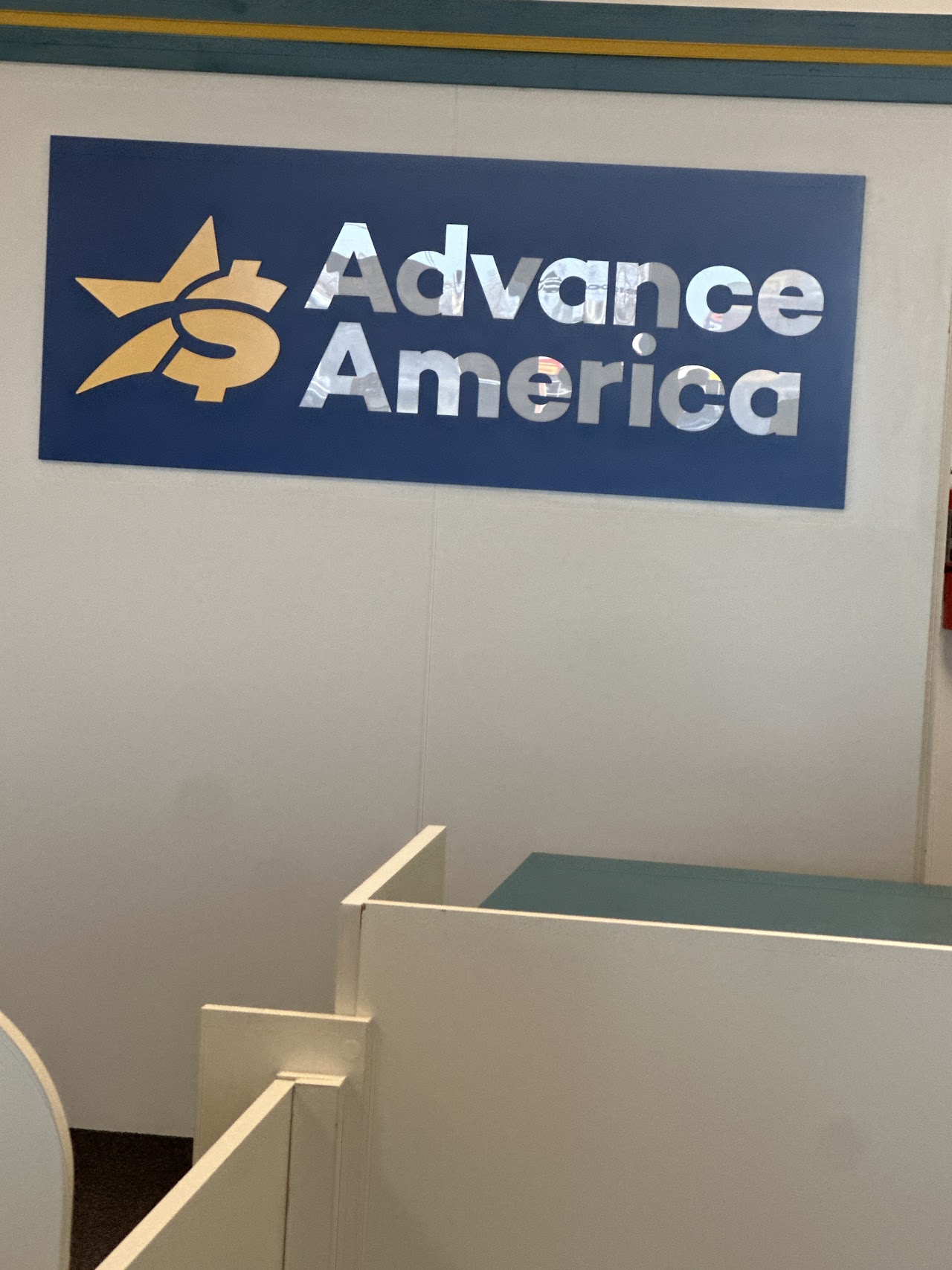 Advance America - exterior - Lansing, Michigan